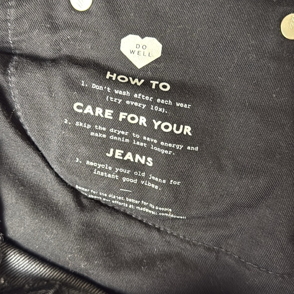 MADEWELL Relaxed Denim Shorts Black Fade Button Fly Raw Hem SZ 30 - Picture 6 of 7